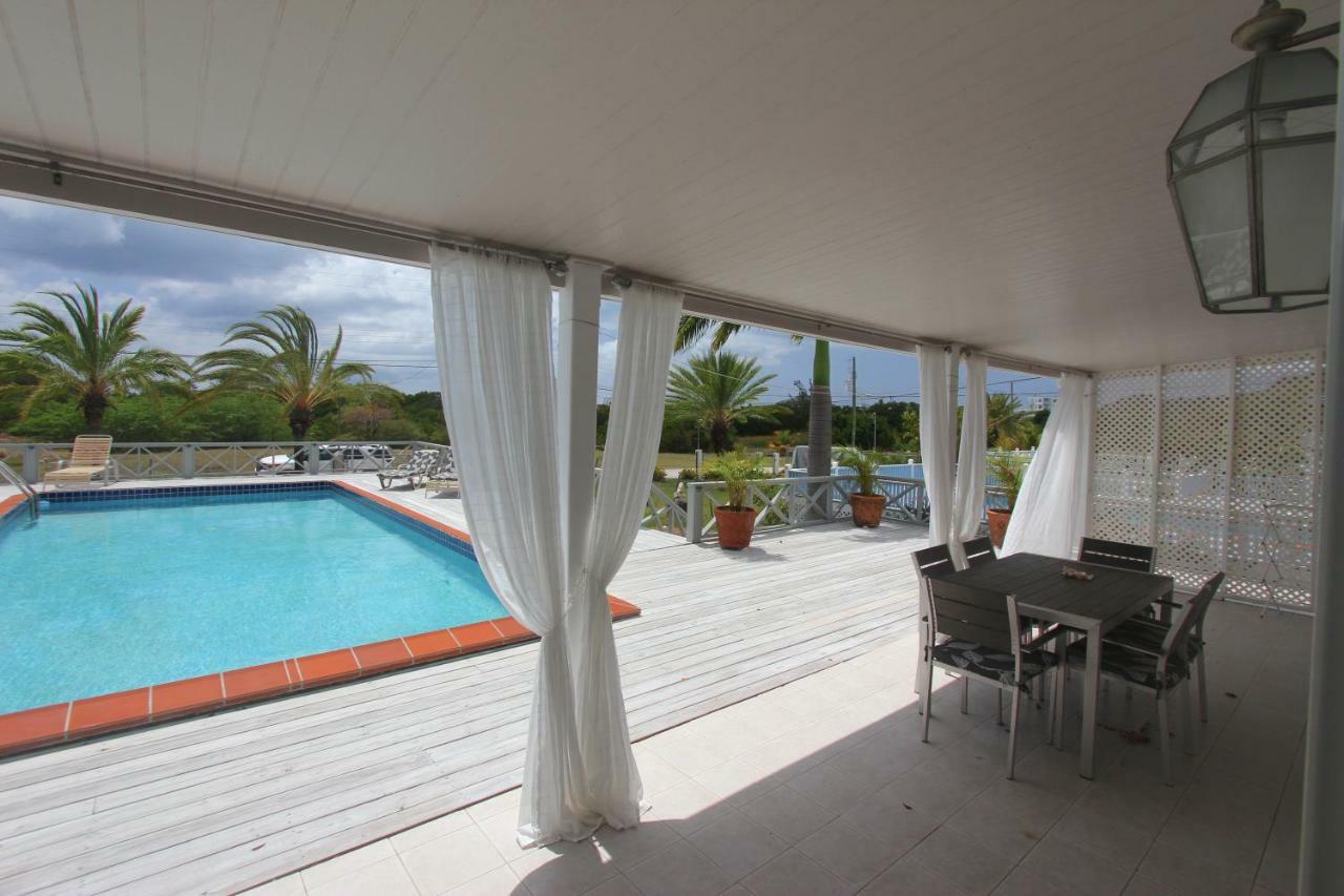 The White House Villa Jolly Harbour ภายนอก รูปภาพ