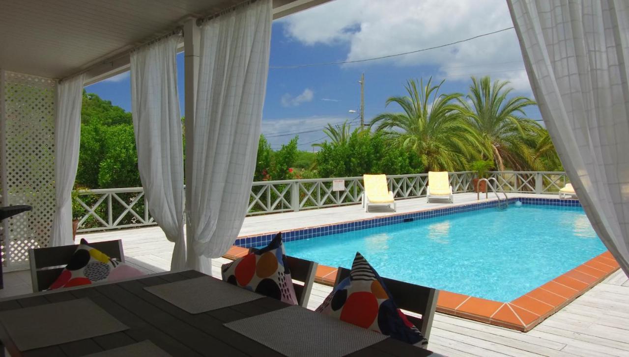 The White House Villa Jolly Harbour ภายนอก รูปภาพ