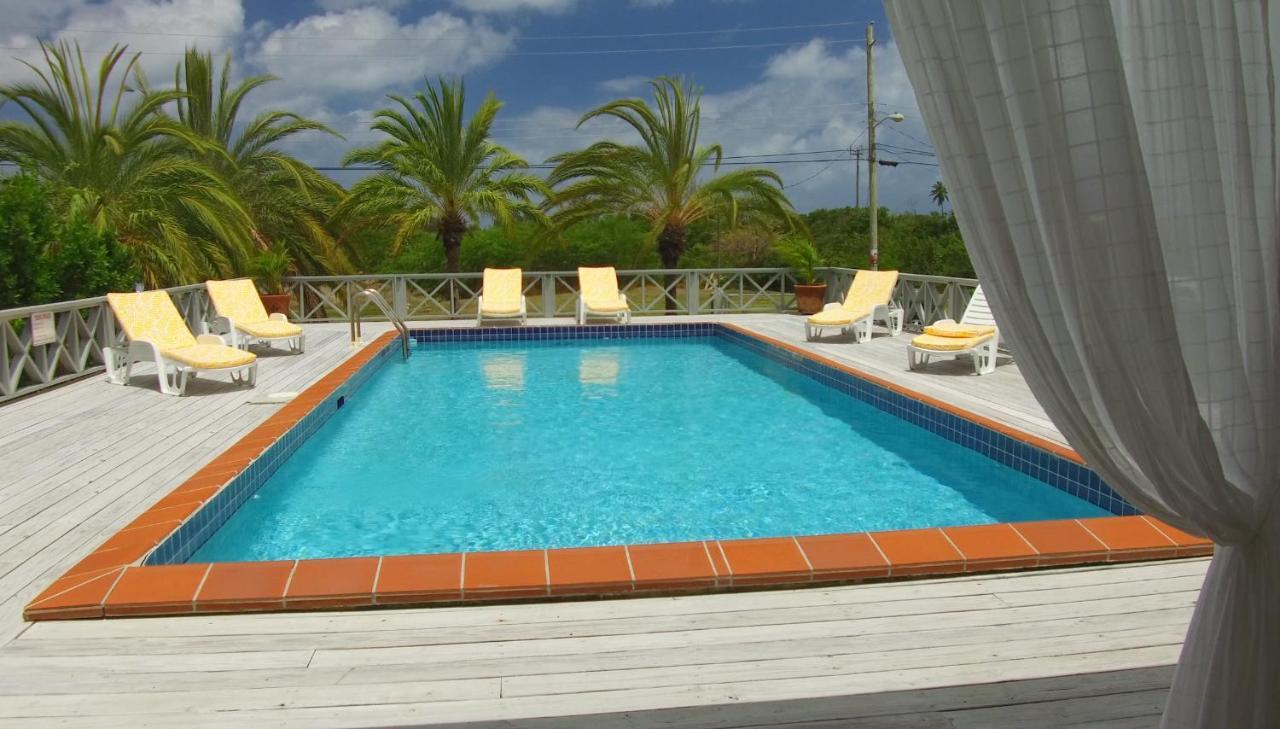 The White House Villa Jolly Harbour ภายนอก รูปภาพ