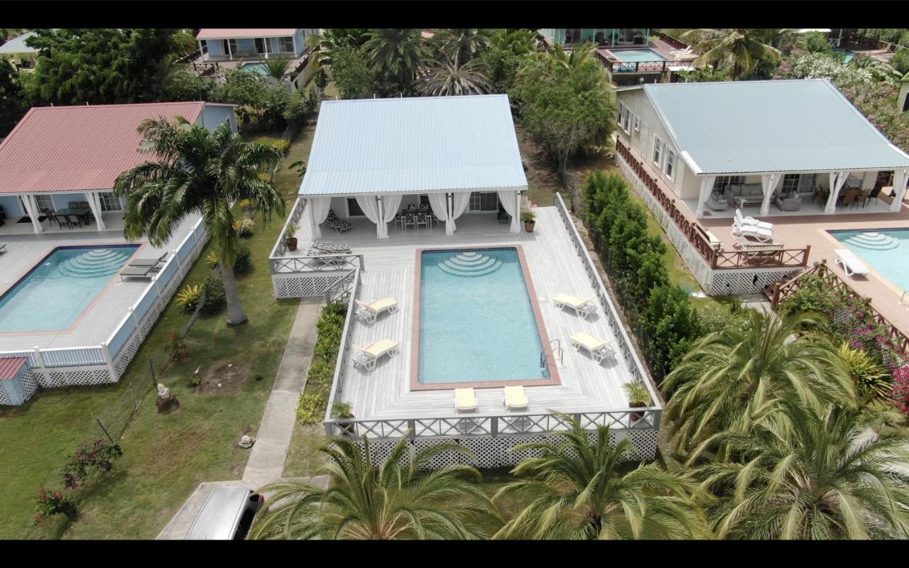 The White House Villa Jolly Harbour ภายนอก รูปภาพ